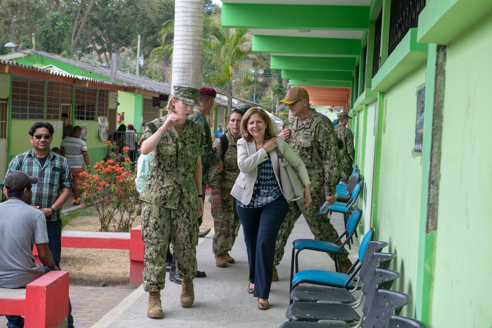 Ambassador Liliana Ayalde Tours a Medical Treatment Facility