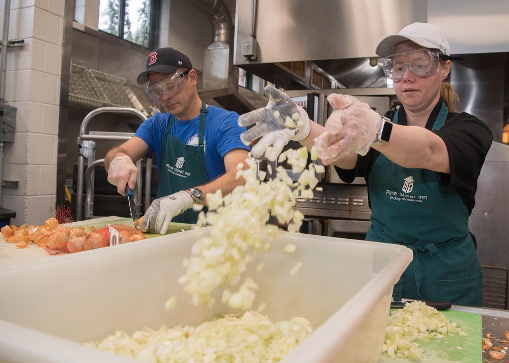 Hanscom personnel volunteer time