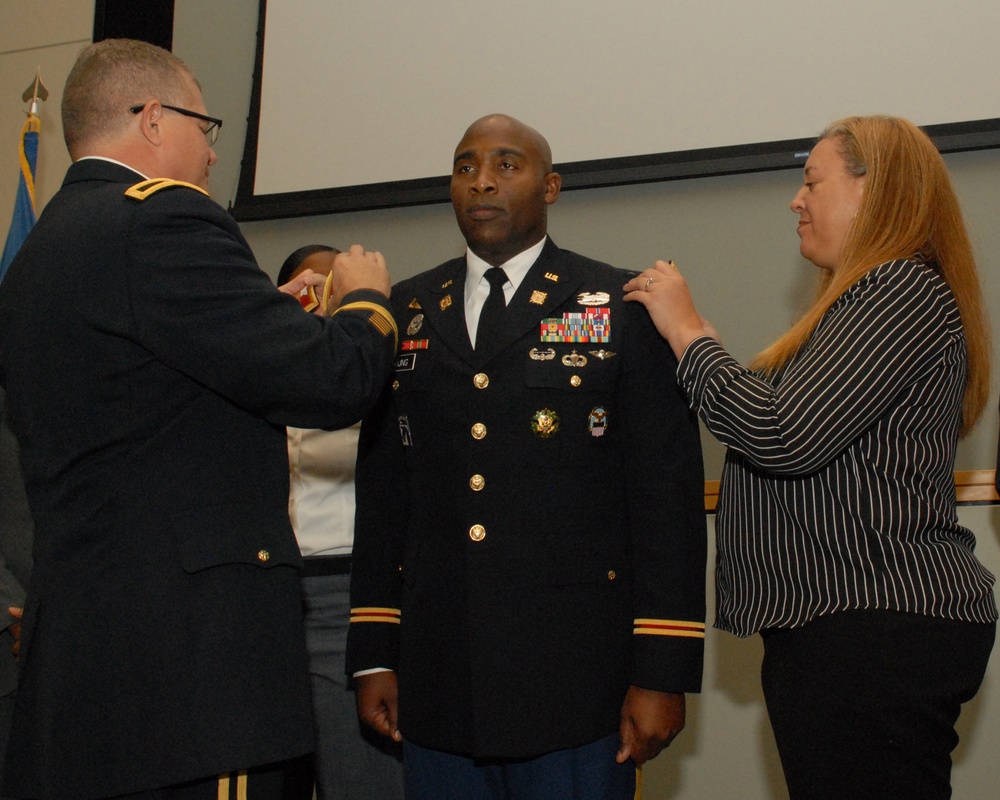 DLA Troop Support Subsistence supply chain director promoted to colonel