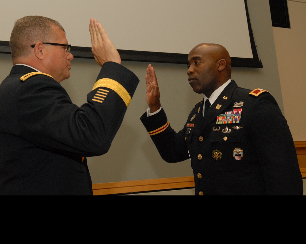 DLA Troop Support Subsistence supply chain director promoted to colonel