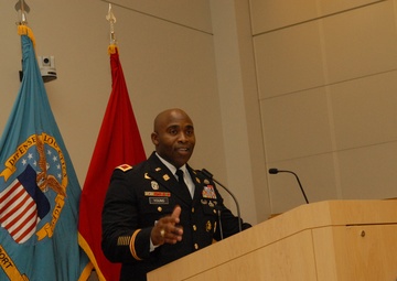 DLA Troop Support Subsistence supply chain director promoted to colonel