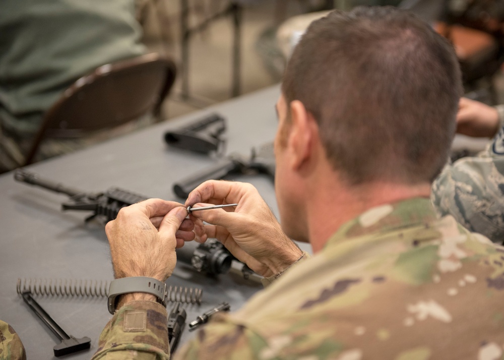 212th EIS Airmen conduct weapons training