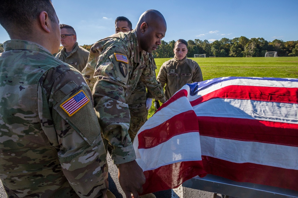 NJNG Honor Guard practices six-Soldier funeral detail