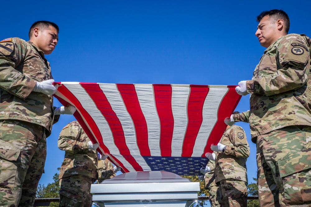 NJNG Honor Guard practices six-Soldier funeral detail