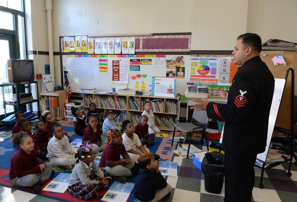 USS Hartford (SSN 768) Visits Namesake