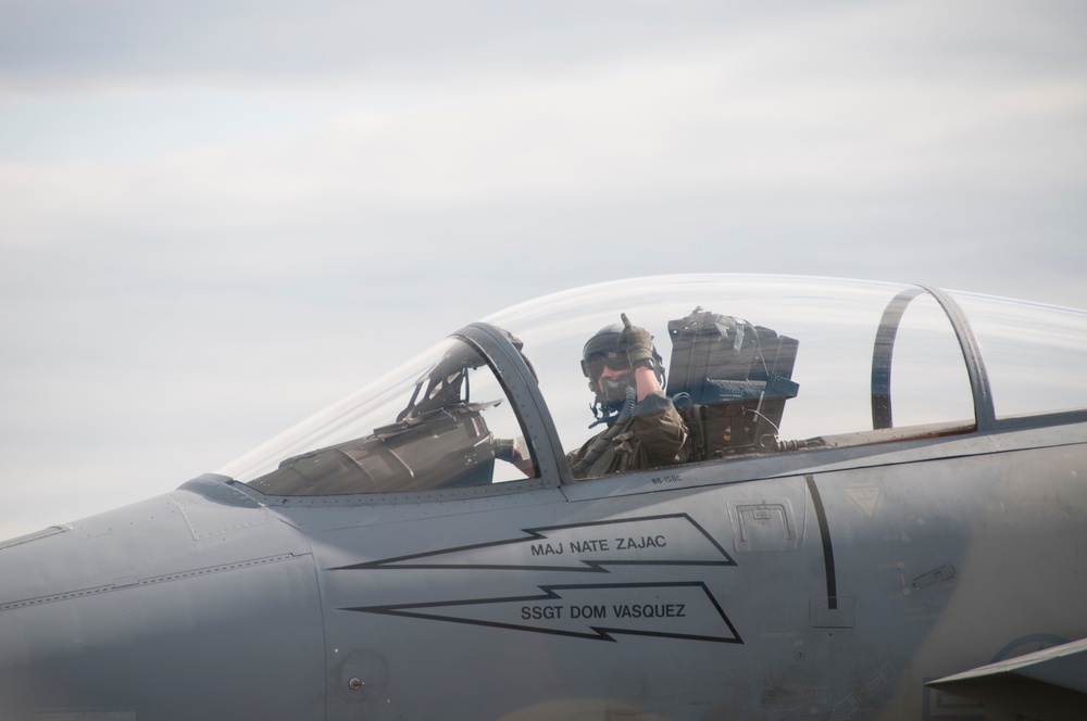 Lieutenant Colonel Jeffrey &quot;Monty&quot; Beckel Completes Fini Flight