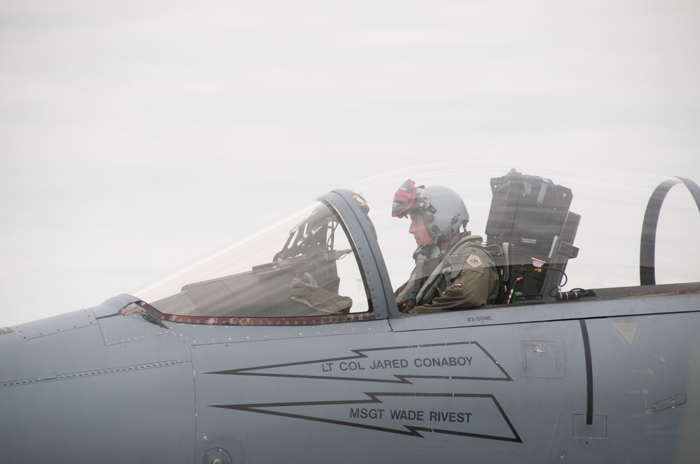 Lieutenant Colonel Jeffrey &quot;Monty&quot; Beckel Completes Fini Flight