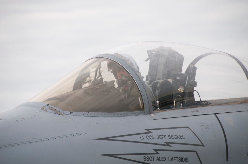 Lieutenant Colonel Jeffrey &quot;Monty&quot; Beckel Completes Fini Flight