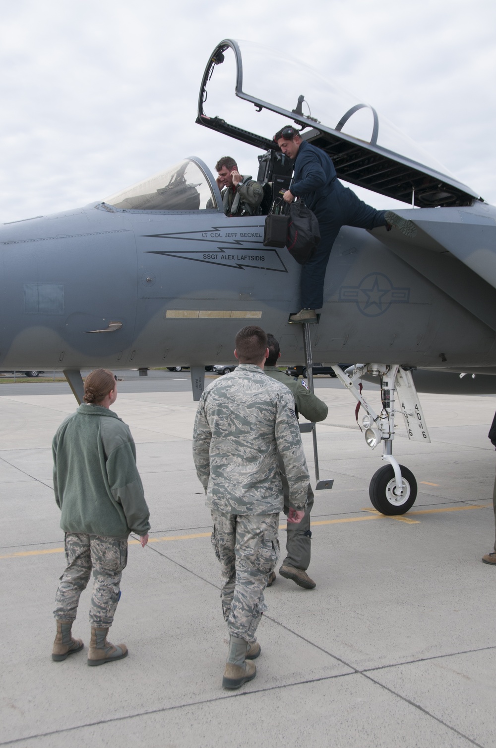 Lieutenant Colonel Jeffrey &quot;Monty&quot; Beckel Completes Fini Flight