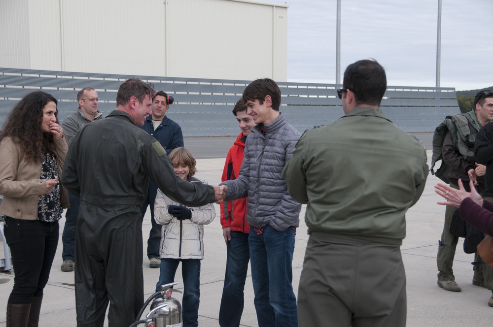 Lieutenant Colonel Jeffrey &quot;Monty&quot; Beckel Completes Fini Flight