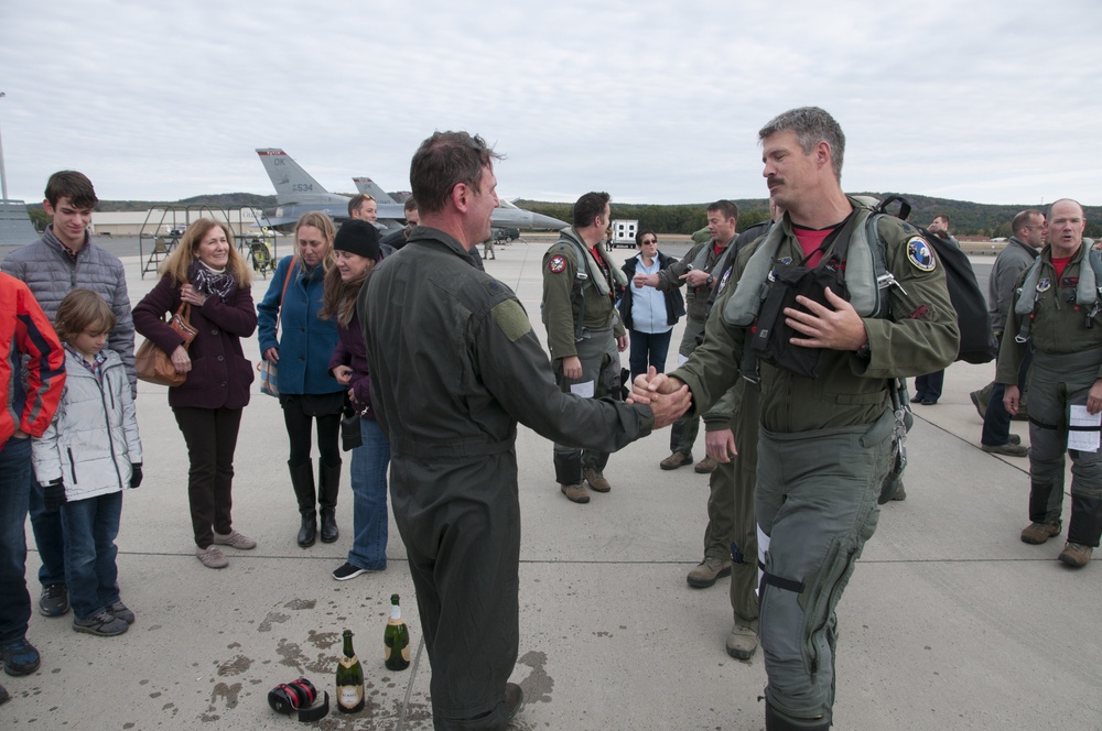 Lieutenant Colonel Jeffrey &quot;Monty&quot; Beckel Completes Fini Flight