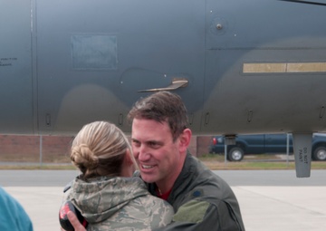 Lieutenant Colonel Jeffrey &quot;Monty&quot; Beckel Completes Fini Flight