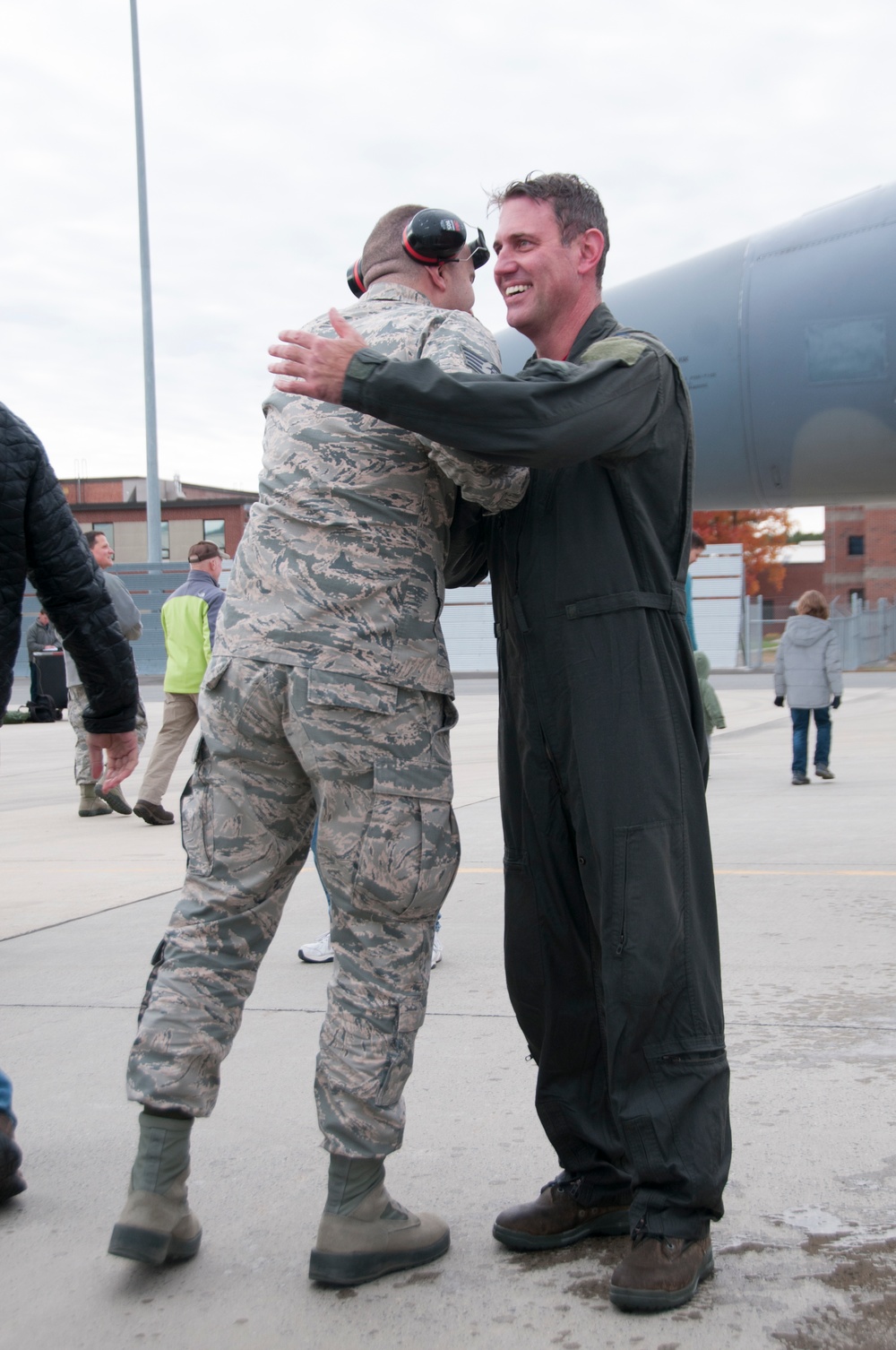 Lieutenant Colonel Jeffrey &quot;Monty&quot; Beckel Completes Fini Flight