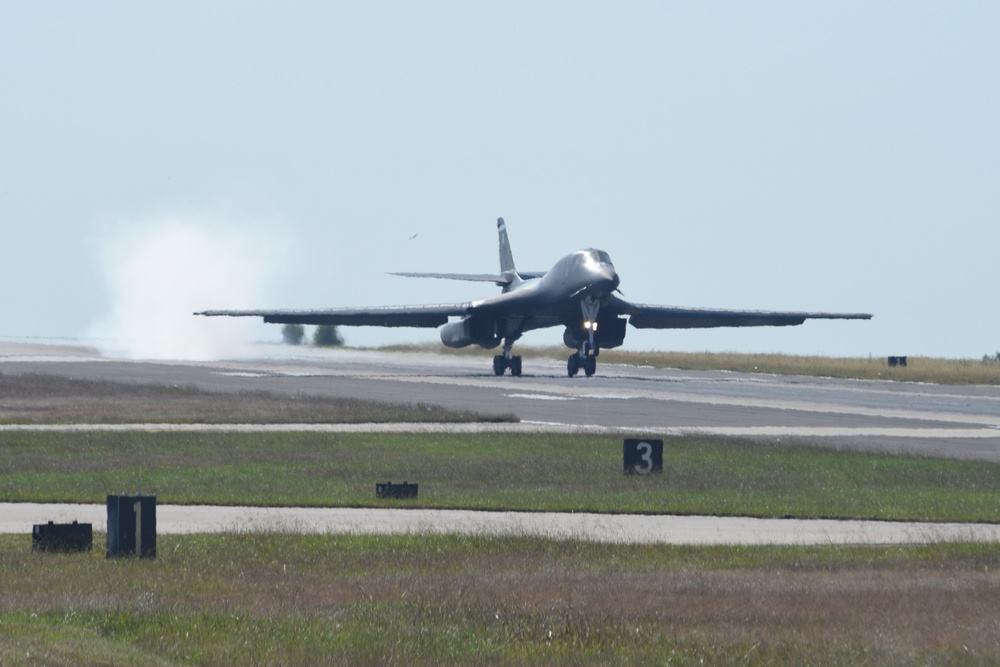 B-1B 86-0109 arrives at Tinker AFB for overhaul after ferry from Midland, Texas