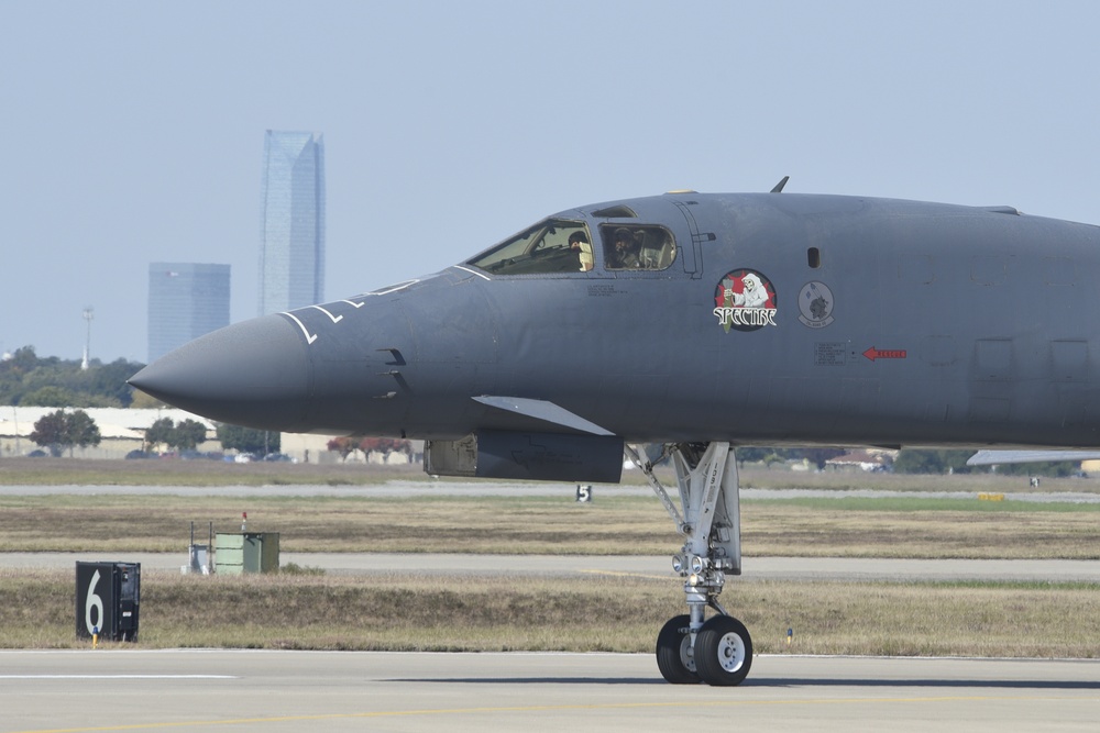 B-1B 86-0109 arrives at Tinker AFB for overhaul after ferry from Midland, Texas