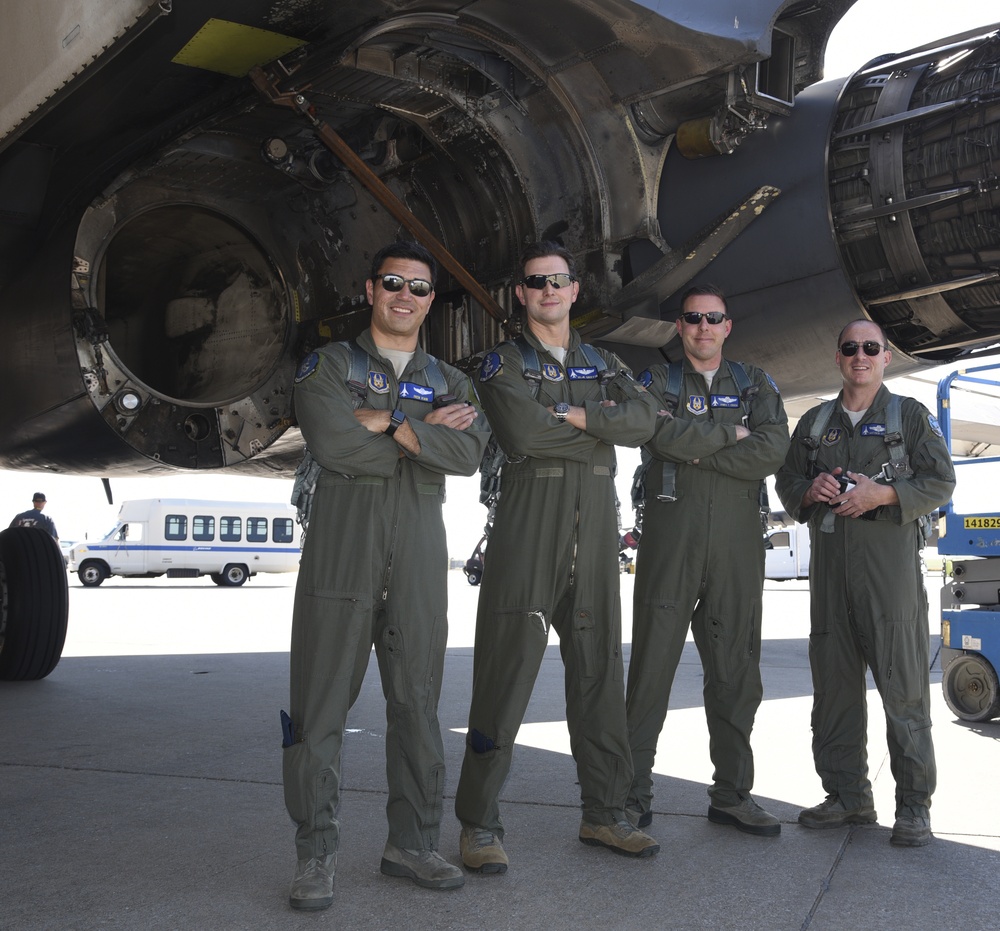 B-1B 86-0109 arrives at Tinker AFB for overhaul after ferry from Midland, Texas