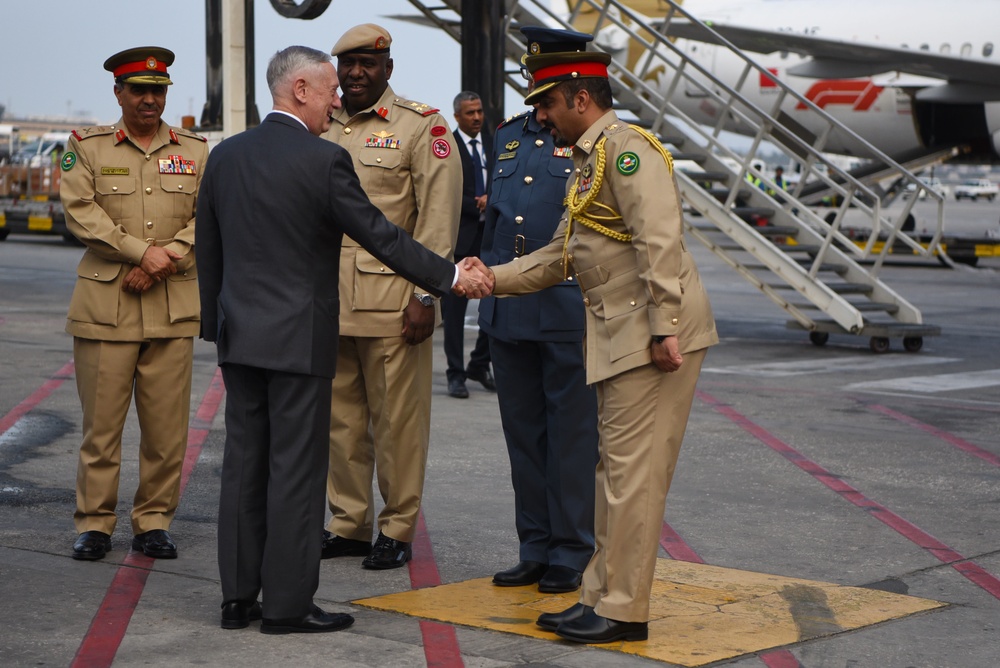 Mattis Arrives In Bahrain for Manama Dialogue