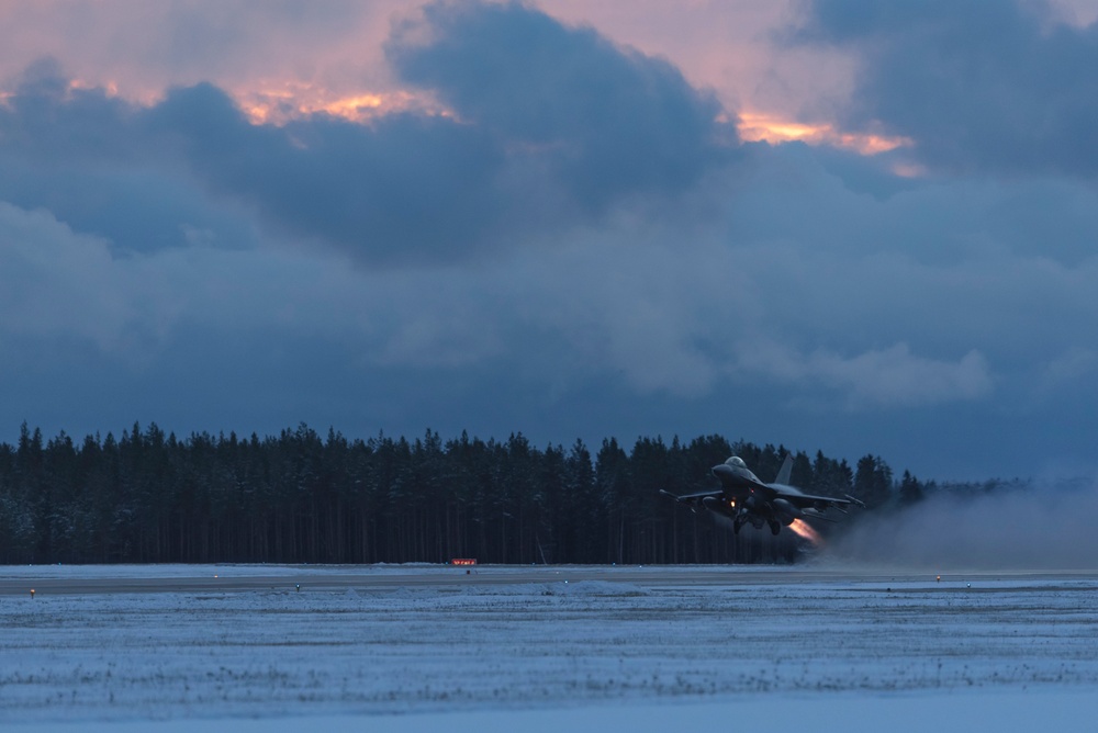 TRIDENT JUNCTURE 2018 - OCT 26 - Sweden