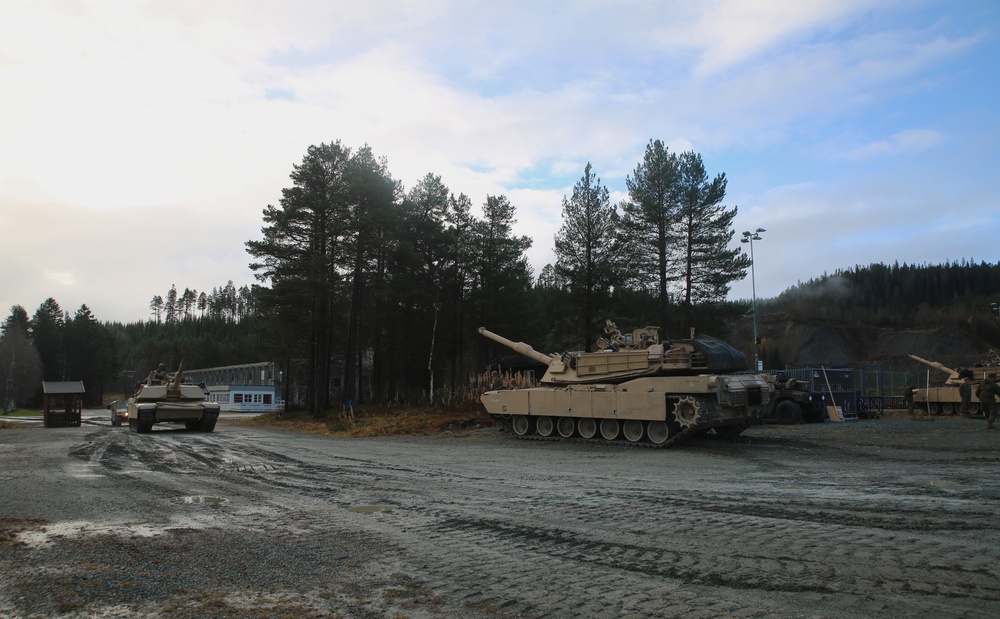 Trident Juncture 18 - 2nd Tank Battalion in Norway