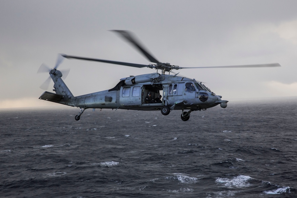 USS Iwo Jima receives RAS in Norwegian Sea