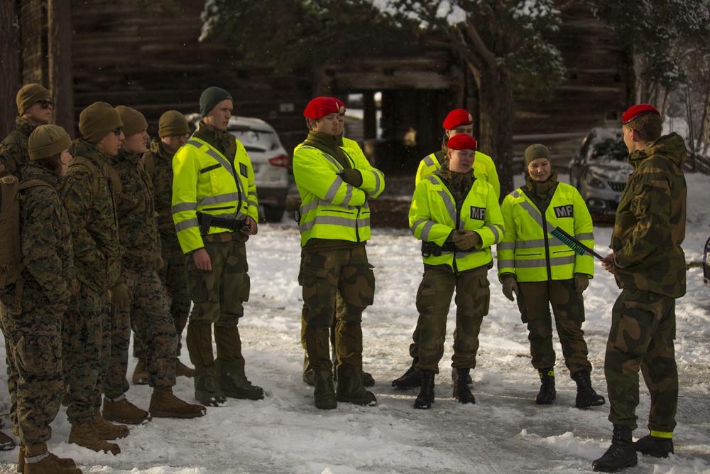 U.S. Marines and Norwegian Soldiers conduct joint military police training