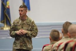 Sergeant Major of the Army visits America’s Thunder