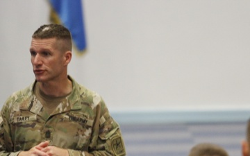 Sergeant Major of the Army visits America’s Thunder