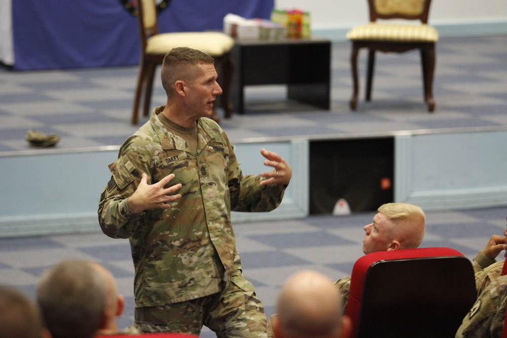 Sergeant Major of the Army visits America’s Thunder