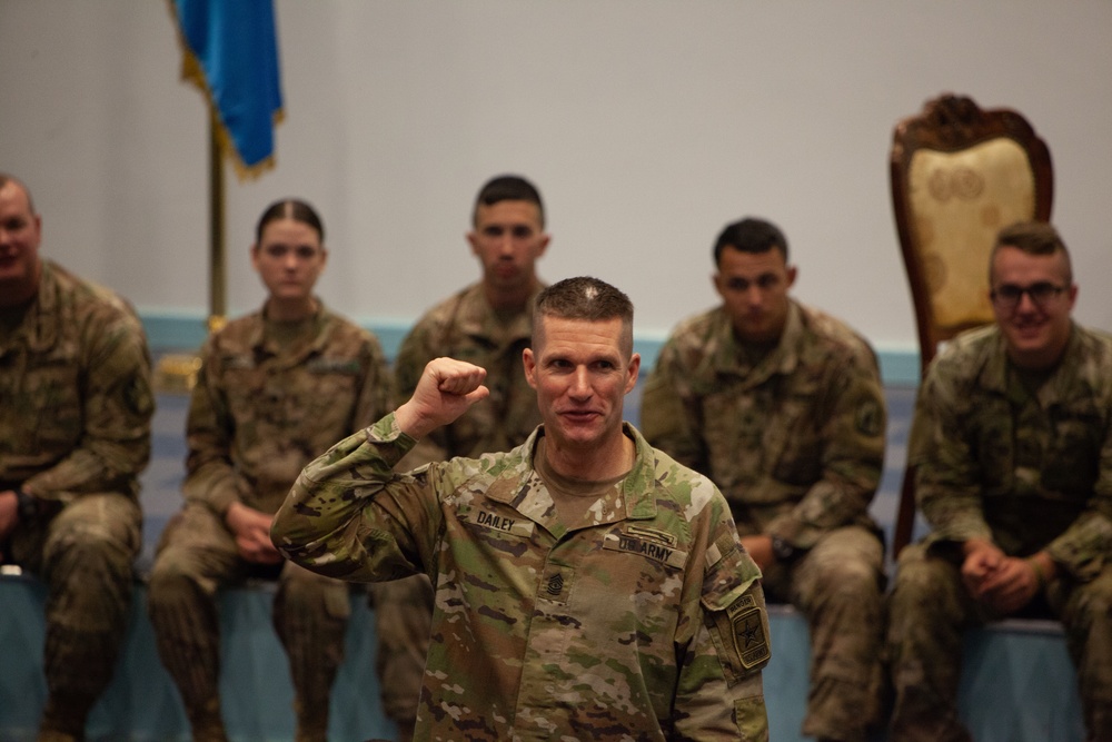 Sergeant Major of the Army visits America’s Thunder