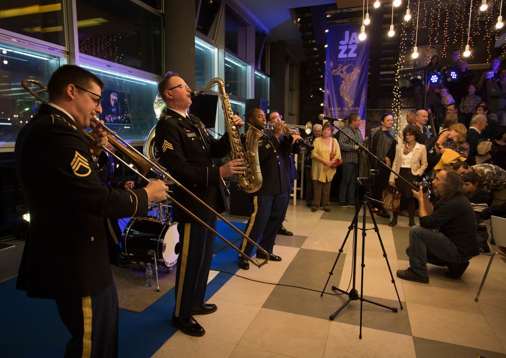 U.S. Army Europe Band's Dixie Band performs in Belgrade, Serbia