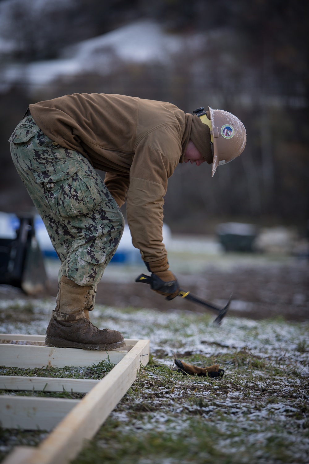 Seabees with 22nd NCR Build Camp Improvements in Voll, Norway