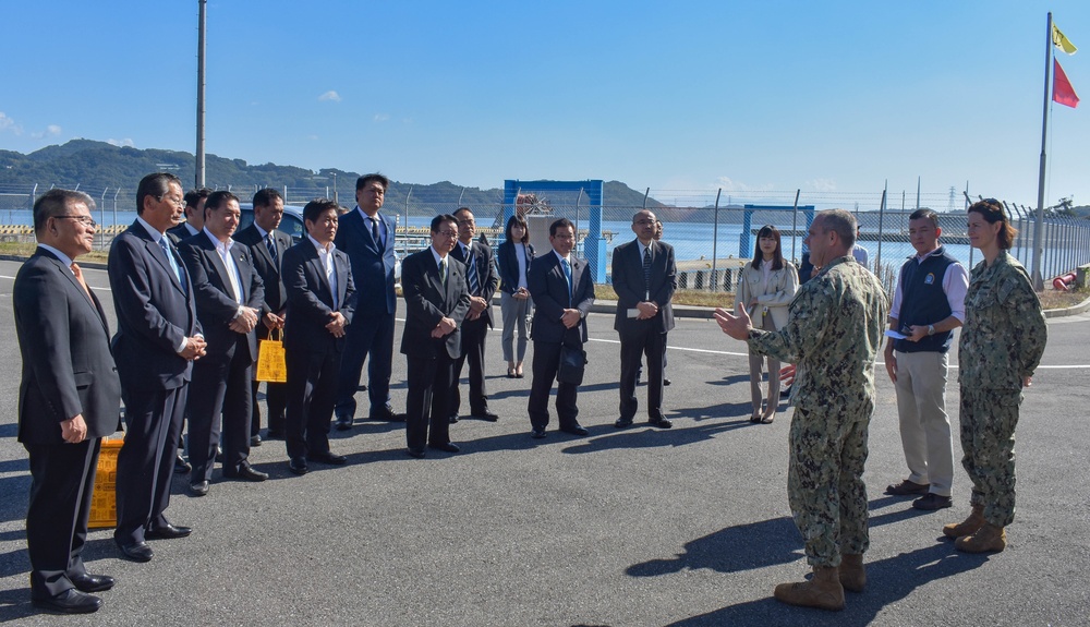 Nagasaki Prefectural Assembly Council Members Visit Yokose LCAC Facility