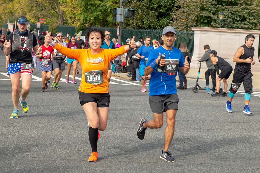 DVIDS - Images - Marine Corps 10k Marathon [Image 14 of 15]