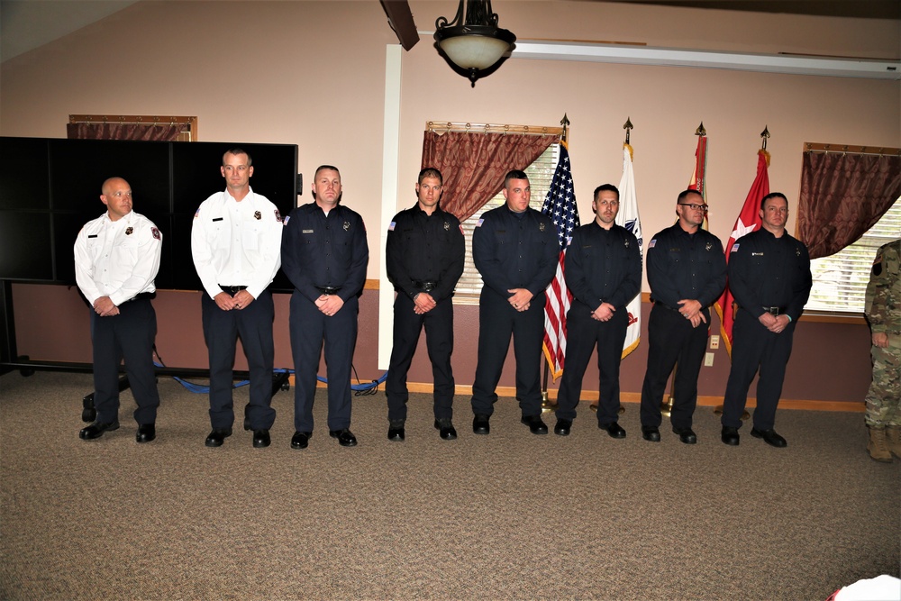 Fort McCoy members presented with 2-star commander's coin during ceremony