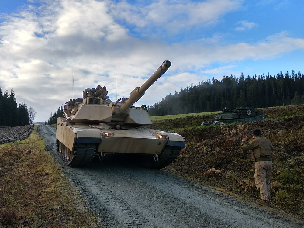 Tankers from 2nd Tank Battalion, 2nd Marine Division kick off Trident Juncture 18 in Norway