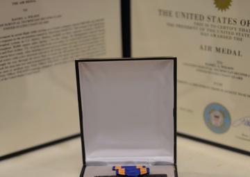 Air Medals presented to Coast Guardsmen at Sector Columbia River