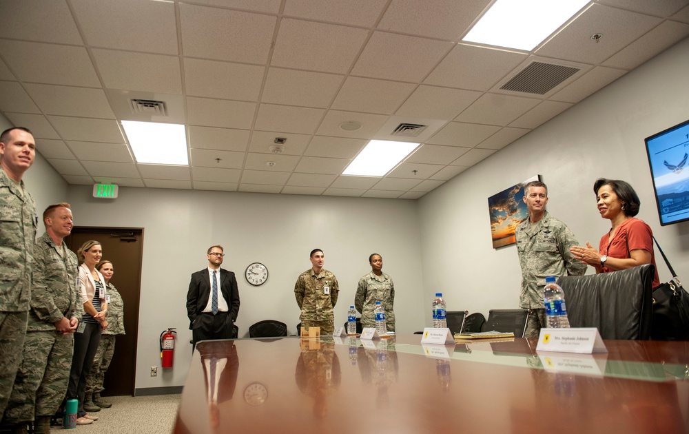 COMPACAF spouse discussed with Kadena spouses