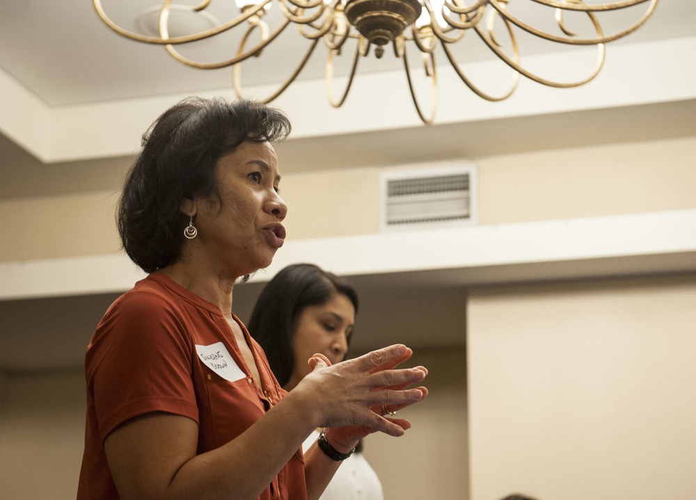 COMPACAF spouse discussed with Kadena spouses