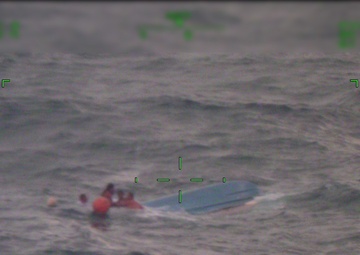 Coast Guard aircrew helps rescue 4 off Costa Rica