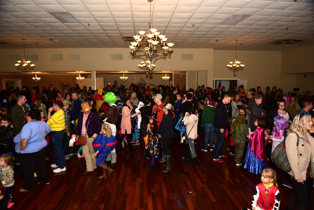 4th FSS hosts Halloween block party