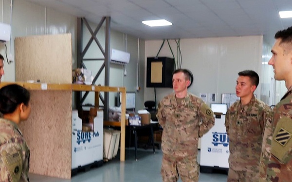 300th Sustainment Brigade Commander Conducts Battlefield Circulation