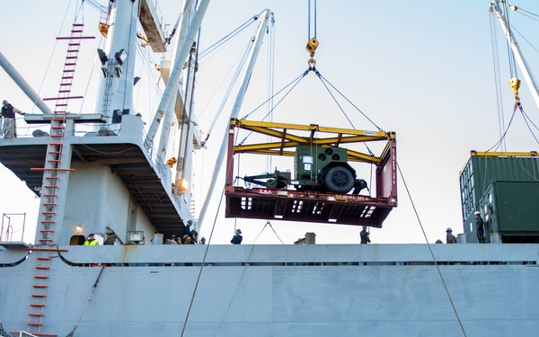 SS Wright (T-AVB-3) arrives in Norway during Trident Juncture 18