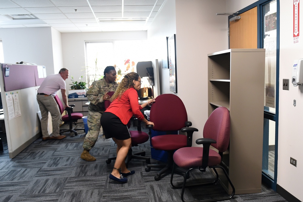 Army Reserve Chicago-based command partner with local police for Active Shooter exercise