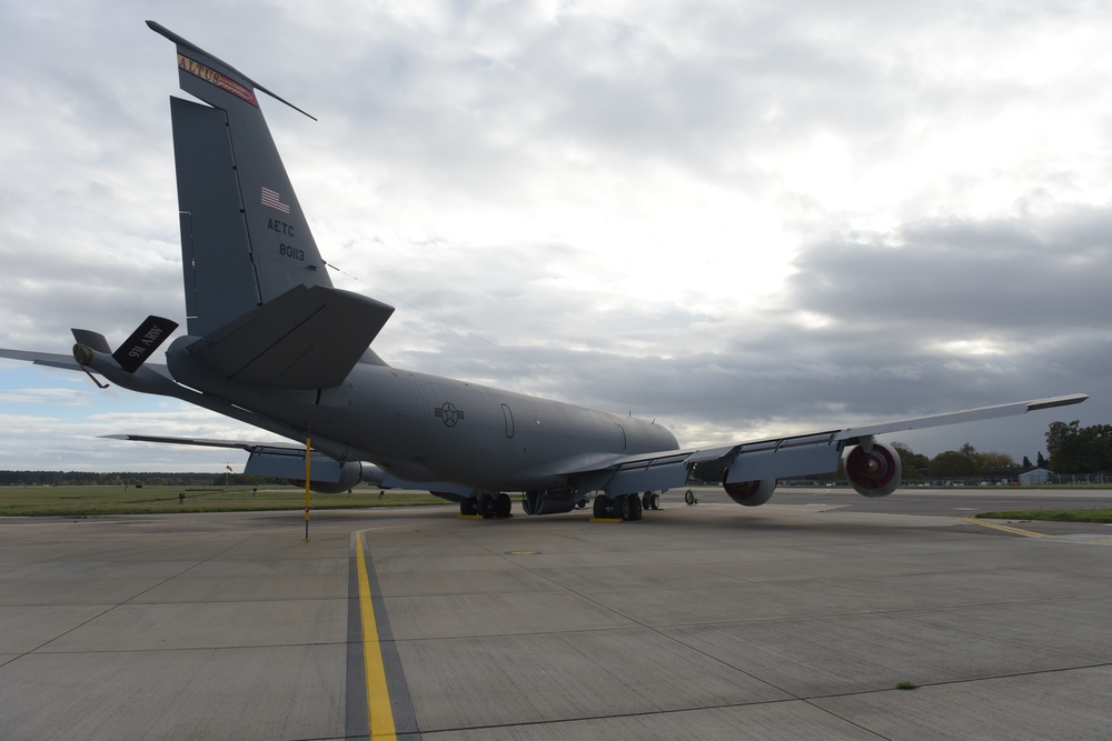 Historical Documentation KC-135 Tail #0113