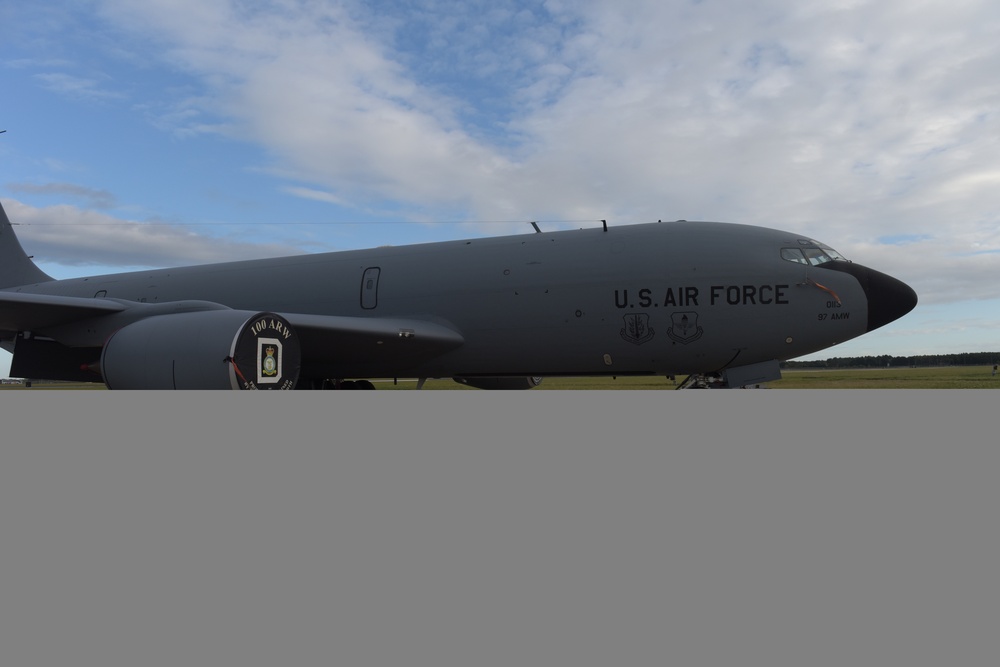 Historical Documentation KC-135 Tail #0113