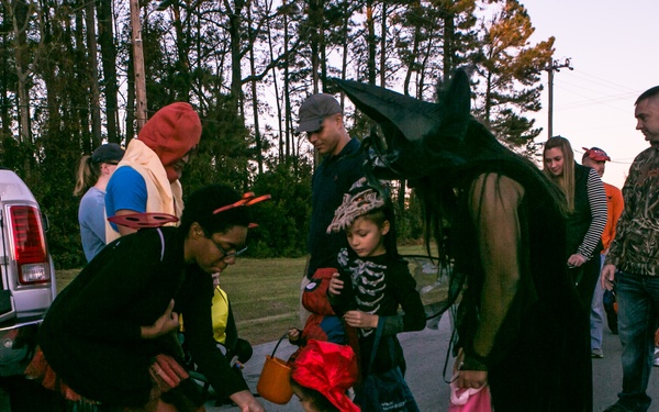 MCCS hosts Trunk or Treat at MCAS Cherry Point