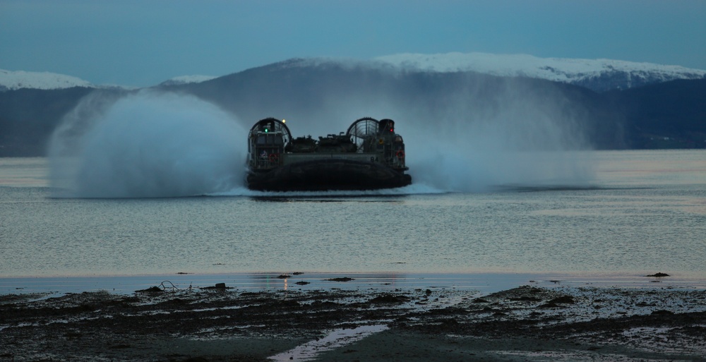 U.S. Marines and Sailors attack the beach during Trident juncture 2018