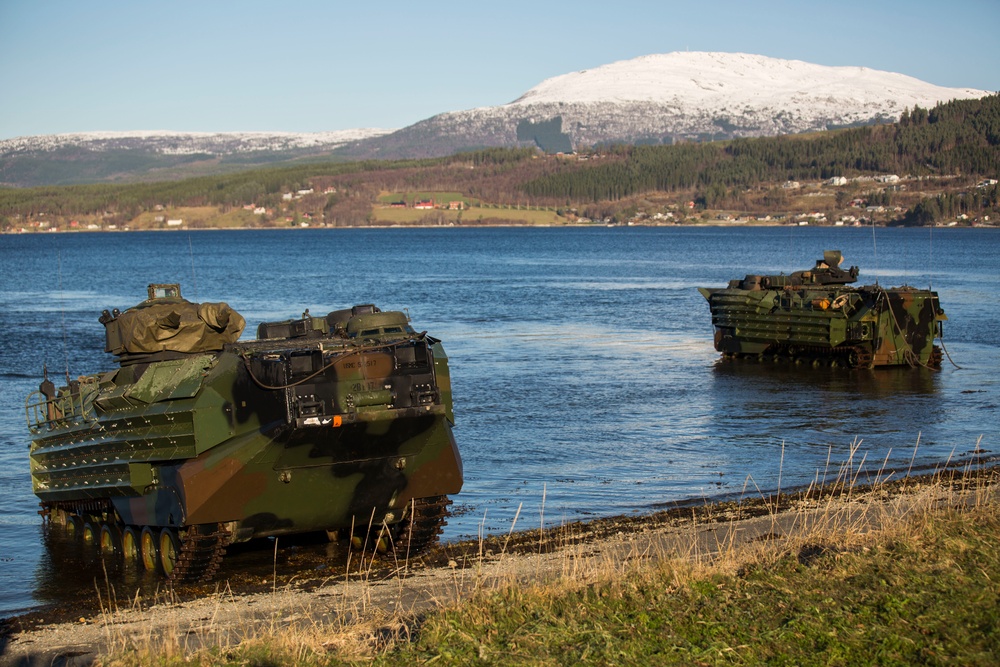 U.S. Marines and Sailors attack the beach during Trident Juncture 2018