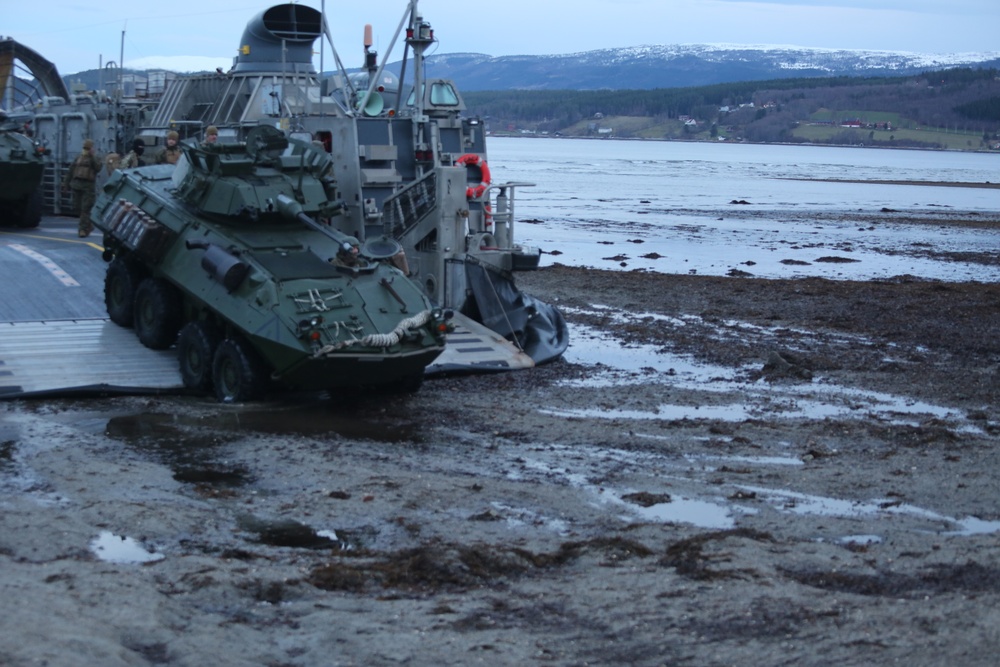 U.S. Marines and Sailors attack the beach during Trident juncture 2018