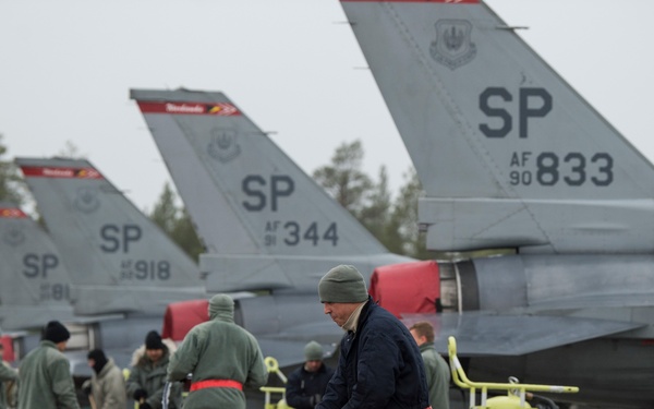 TRIDENT JUNCTURE 18 - OCT 31 - Sweden